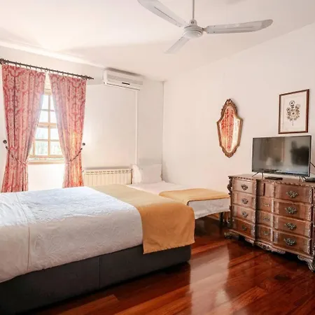 Casa Dos Araujos * Μιραντέλα